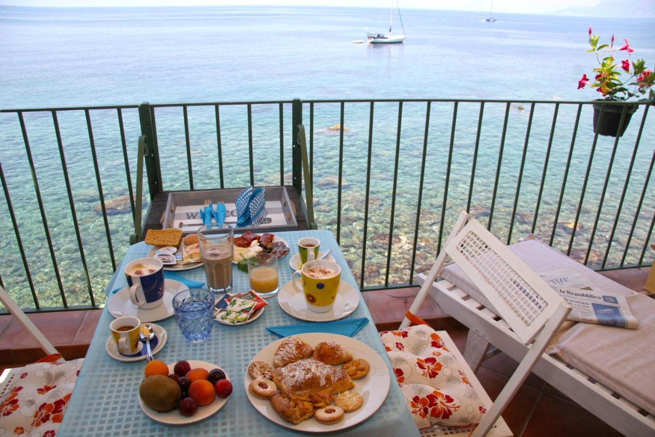 Bb Il Generale Bed and Breakfast Scilla Eksteriør billede