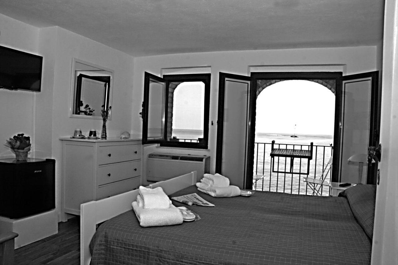 Bb Il Generale Bed and Breakfast Scilla Eksteriør billede