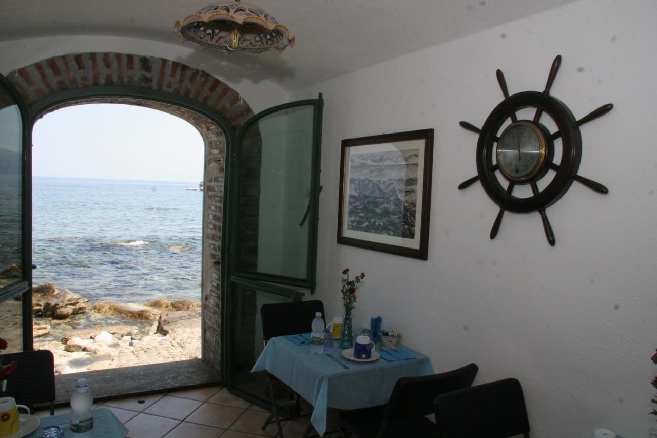 Bb Il Generale Bed and Breakfast Scilla Eksteriør billede