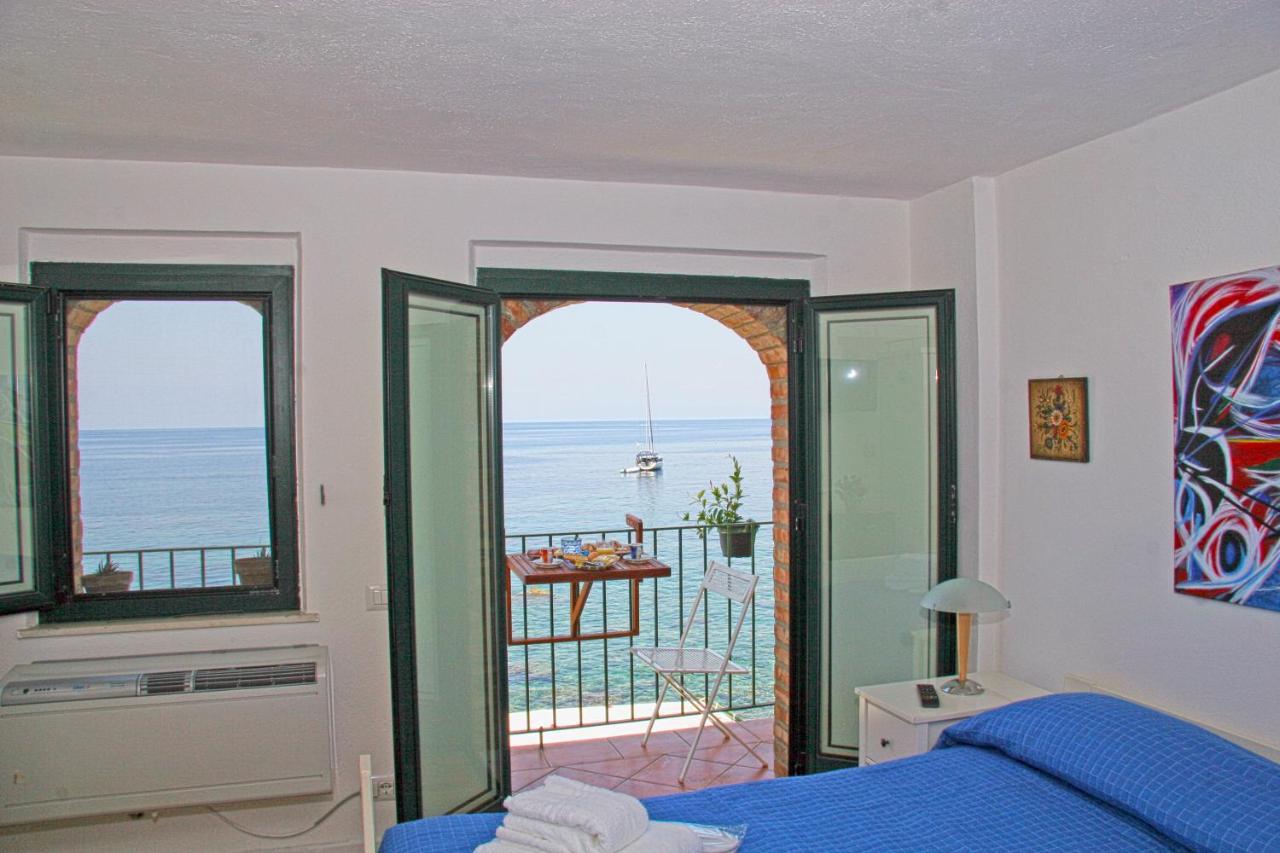 Bb Il Generale Bed and Breakfast Scilla Eksteriør billede